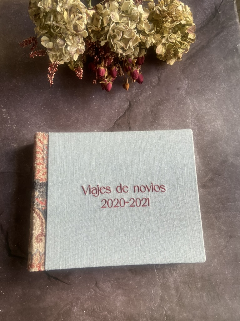 álbum de fotos personalizado hecho a mano